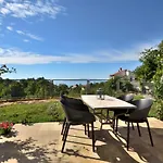 New With Terrace And Sea View 1 Poljane