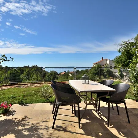 New With Terrace And Sea View 1 Poljane